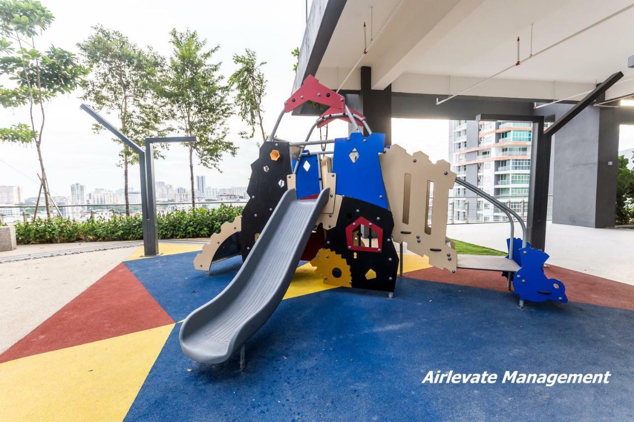 Tropicana 218 X Airlevate Suites George Town Exteriér fotografie